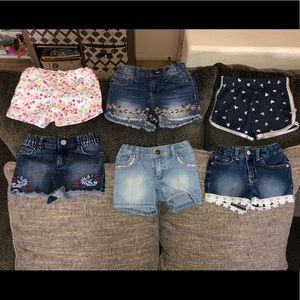Lot of toddler shorts 3T